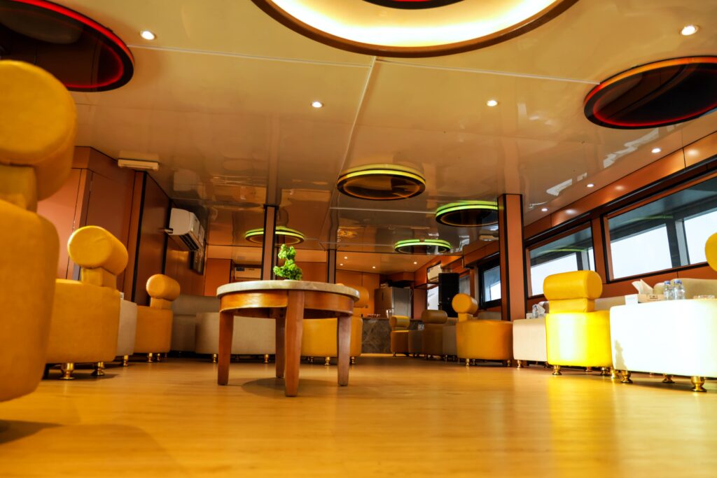 HOME 20 435A6341 min